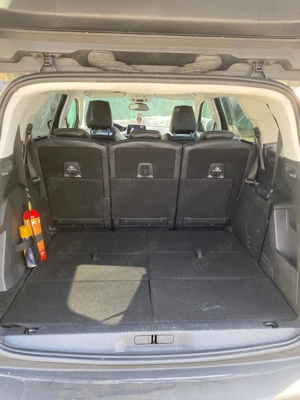 Peugeot 5008 7 Locuri 1.2 Benzină 130 Cp - imagine 8