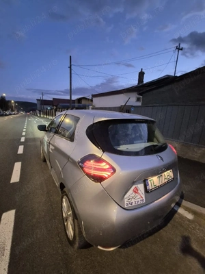 Caut șofer pentru Bolt pe un Renault Zoe din 2021