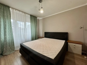 Apartament decomandat cu 3 camere, zona Aradului