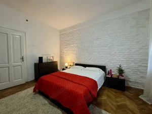Apartament 2 camere si curte comuna, zona Elisabetin - imagine 2