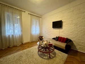 Apartament 2 camere si curte comuna, zona Elisabetin - imagine 4