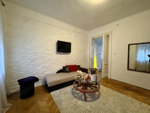 Apartament 2 camere si curte comuna, zona Elisabetin - imagine 5