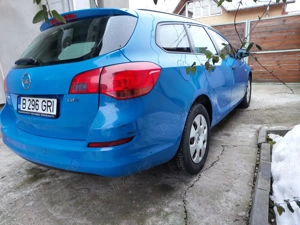 Opel Astra J Sports Tourer (2012) - imagine 4