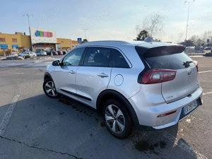 Vand Kia Niro - imagine 2