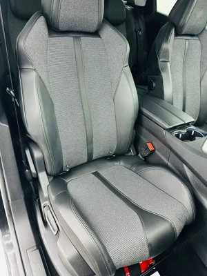 PEUGEOT 3008 - imagine 17