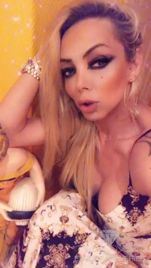 Transexuala dominatoare doar activa doar 2 zile in  oras ofer si show web