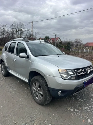 vand Dacia Duster 4x4 benzina 1.2 - imagine 4