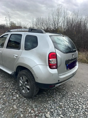vand Dacia Duster 4x4 benzina 1.2 - imagine 5
