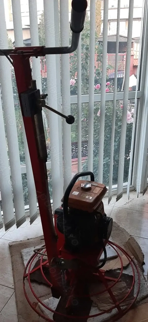 Utilaj tip elicopter pt.finisat beton si utilaj pt.taiat asfalt