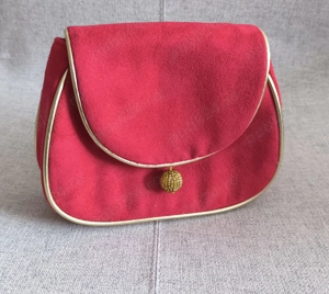 Poseta mana sau geanta machiaj Bodyshop