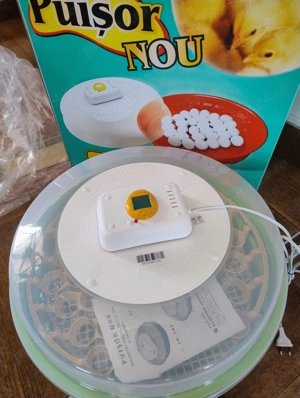 incubator semiautomat "Puisor" ptr 51 de oua