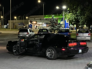 Pontiac Firebird vehicul istoric - imagine 5