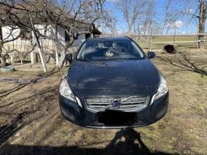 Volvo v60 , anul 2013 , diesel , stare excelentă ! - imagine 9
