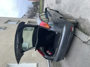 Ford Focus 1.6 benzina - imagine 6