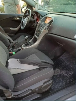 Opel Astra J Sports Tourer  - imagine 5