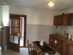 Proprietar inchiriez apartament 2 camere la casa - imagine 5