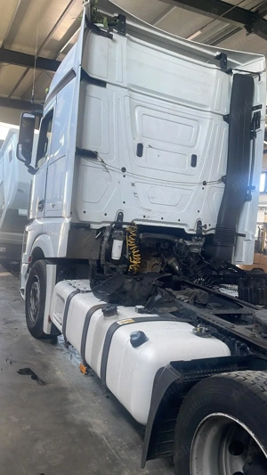 Mercedes Actros Mp4 - imagine 2