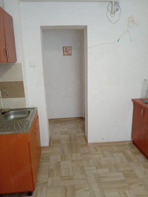 Vand apartament cu 2 camere, decomandat 