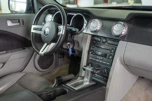 Ford Mustang 4.0 V6 12v Automat - imagine 14