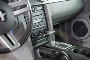 Ford Mustang 4.0 V6 12v Automat - imagine 18