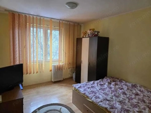 De vanzare apartament 3 camere Crangasi