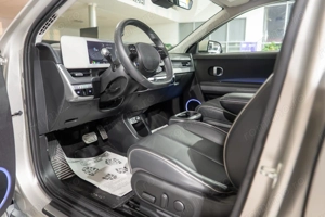 Hyundai IONIQ 5 "Uniq" - imagine 17