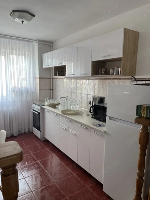 inchiriez apartament 2 camere zona Cetate Alba Iulia  - imagine 4