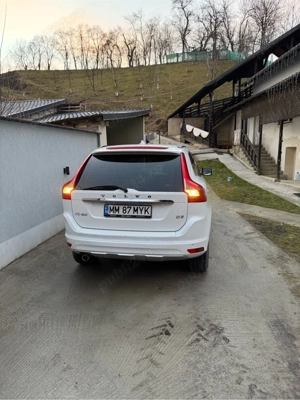 volvo xc 60  - imagine 3