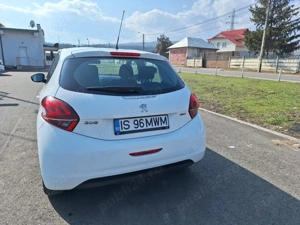 Peugeot 208 1.2 benzina - imagine 3