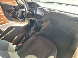 Peugeot 208 1.2 benzina - imagine 4
