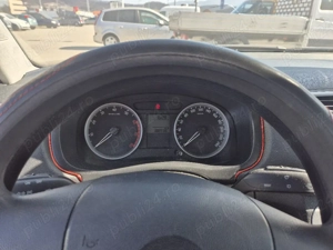 Skoda Fabia 1.2 benzina - imagine 2