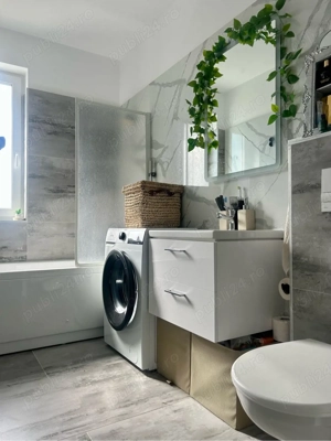 PROPRIETAR, decomandat, lux & cozy , bloc nou , mult spatiu depozitare - imagine 9