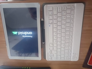 Tabletă Android 10.1"   Model Y103_EEA