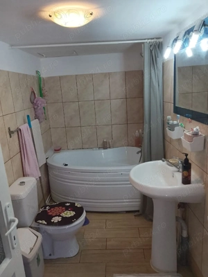 casă de vânzare  - imagine 4