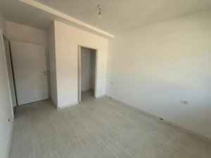  Decomandat. Finalizat. Bucatarie separata. Bloc nou - imagine 2