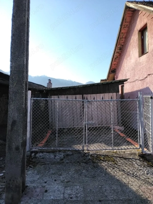 casa de vanzare + garaj - imagine 4