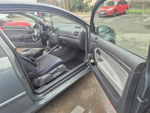 Vând  Volkswagen Golf 5 - imagine 7
