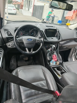 Vând Ford Kuga 2018 Automat 2000disel 180Cp 4*4  - imagine 10