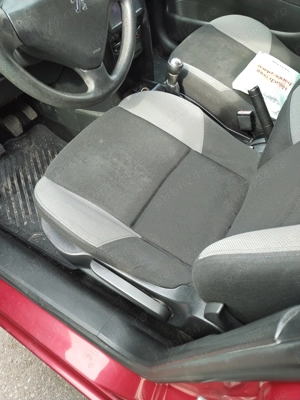 Peugeot 207,benzina, an 2007