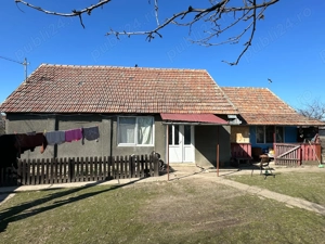 Vând urgent casă la Cefa