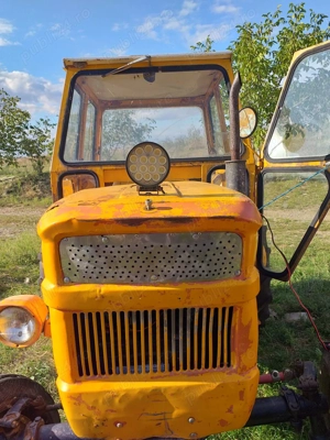 Tractor U 445, revizuit, in stare buna de functionare