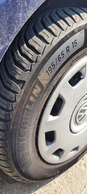 Vw Touran 1,9 pompe diuze  - imagine 9