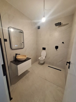 3 Camere zona Zăvoi bloc nou  - imagine 9