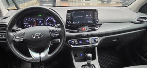 Hyundai i30 Fastback - imagine 2