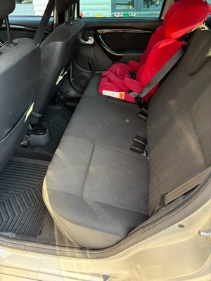 Dacia Duster, an 2011 , 4x4,Km 164.000,Cauciucuri noi de iarna r17. - imagine 6