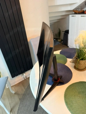 Vând monitor de gaming AOC ,, serie C32G2ZE 240hz 