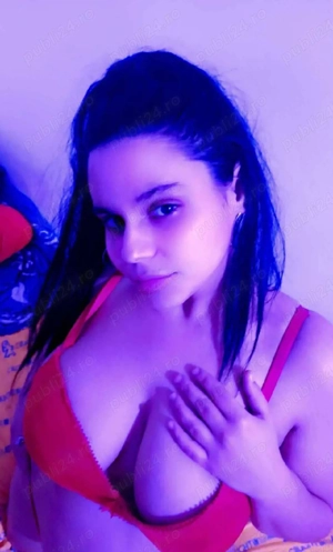 bună sunt alexandra fac doar deolasări la tine sau la hotel