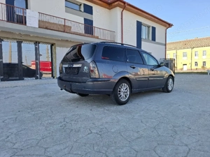 Ford focus ghia  - imagine 3