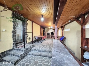 Casa Horpaz, 130mp totali, la strada principala - imagine 5