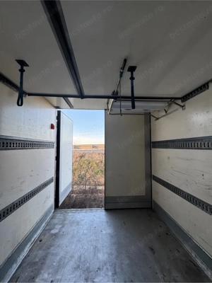 De vanzare remorca frigorifica tandem   - imagine 5